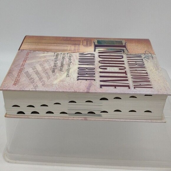 International Inductive Study Bible: New American Standard Bible 1993 - Picture 14 of 16